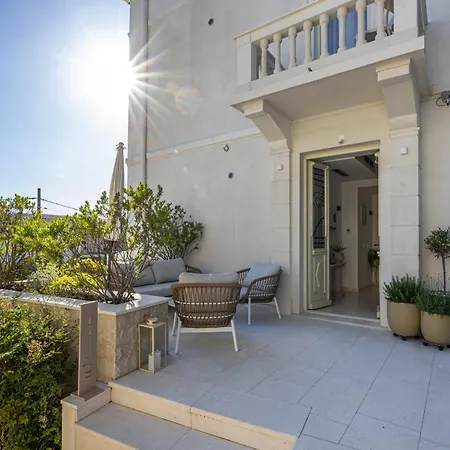 Luxury Apartmán *